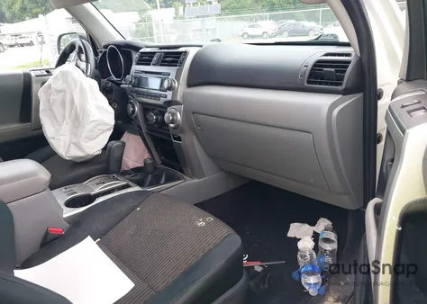 2010 Toyota 4Runner Sr5/Limited/Trail из США, поврежденный, VIN JTEBU5JR3A5026003